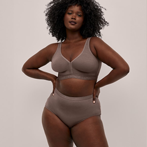 Photo of model in Cacique brief panties