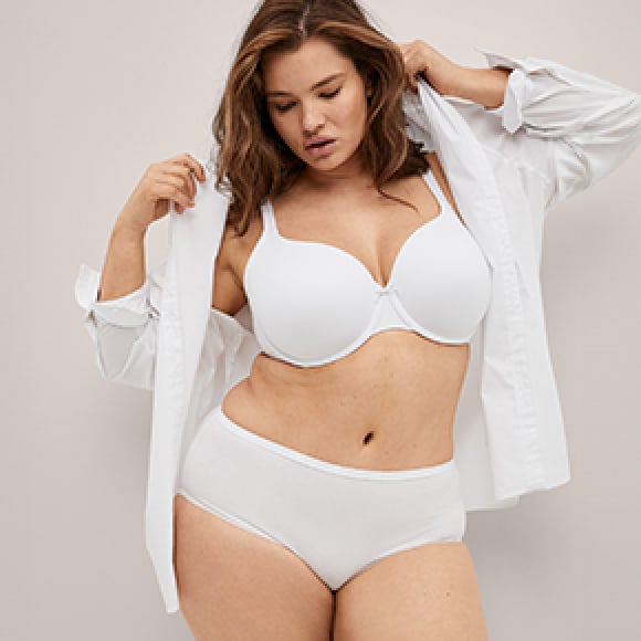 Photo of model in Cacique high leg panties