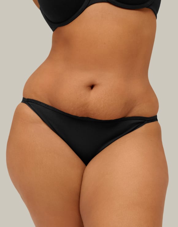 Photo of model in Cacique bikini panties