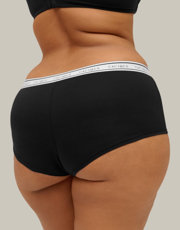 alternate Photo of model in Cacique boyshort panties
