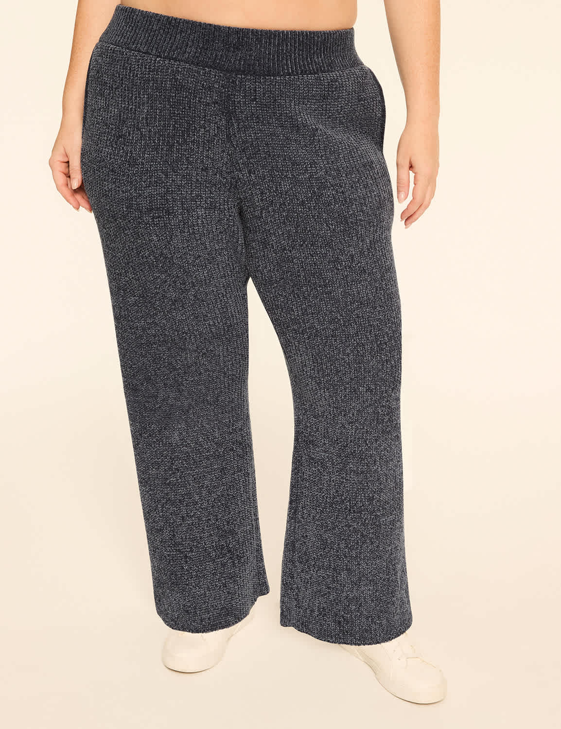 LIVI Chenille Wide Leg Pant