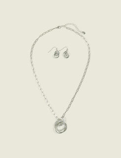 Silver Interlock Pendant Necklace &