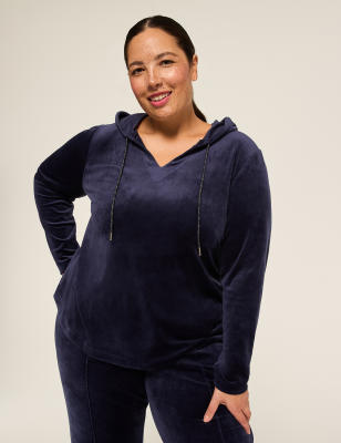 LIVI V-Neck Velour Hoodie