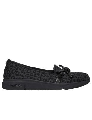 Skechers x Martha Stewart: Arch Fit® Living