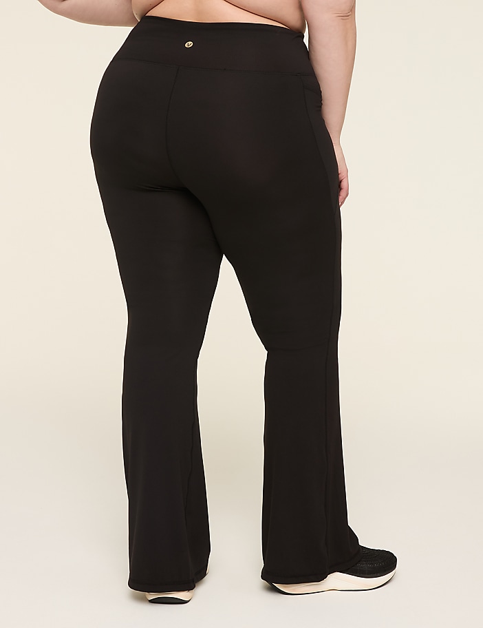 LIVI Soft Flare Legging