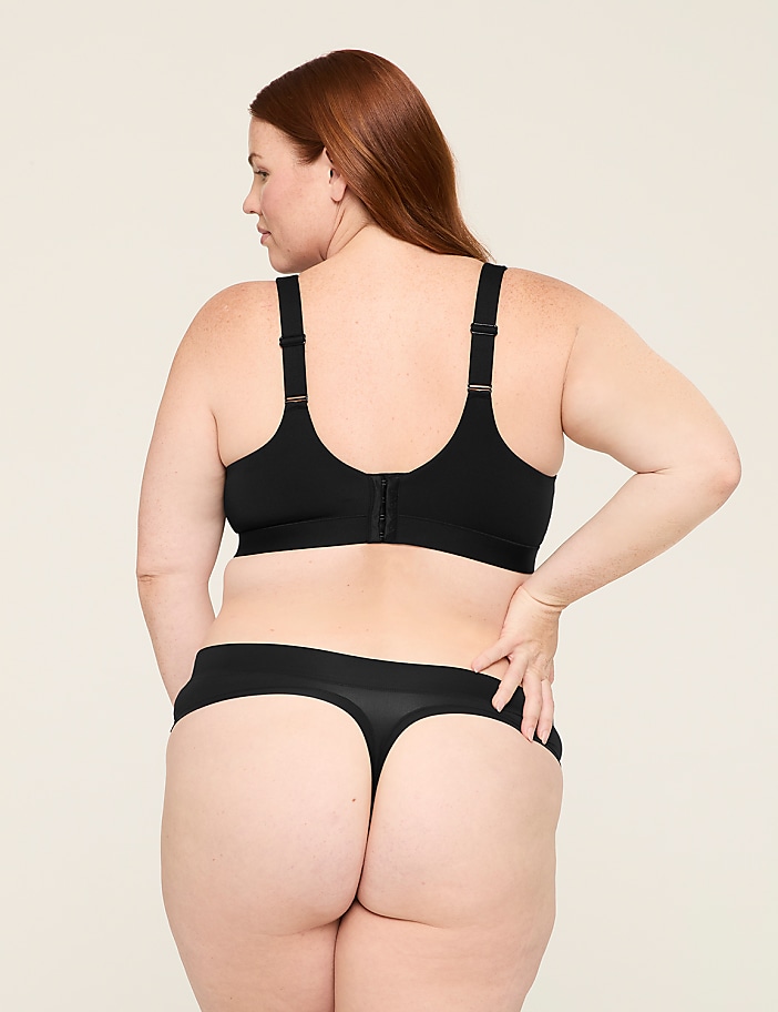 Comfort Bliss&reg; Lightly Lined Plunge Bra