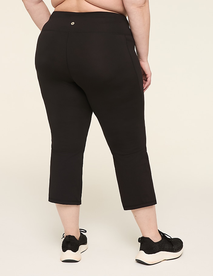 LIVI Soft Bootcut Capri