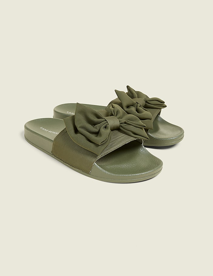 Dream Cloud Bow Slide Sandal
