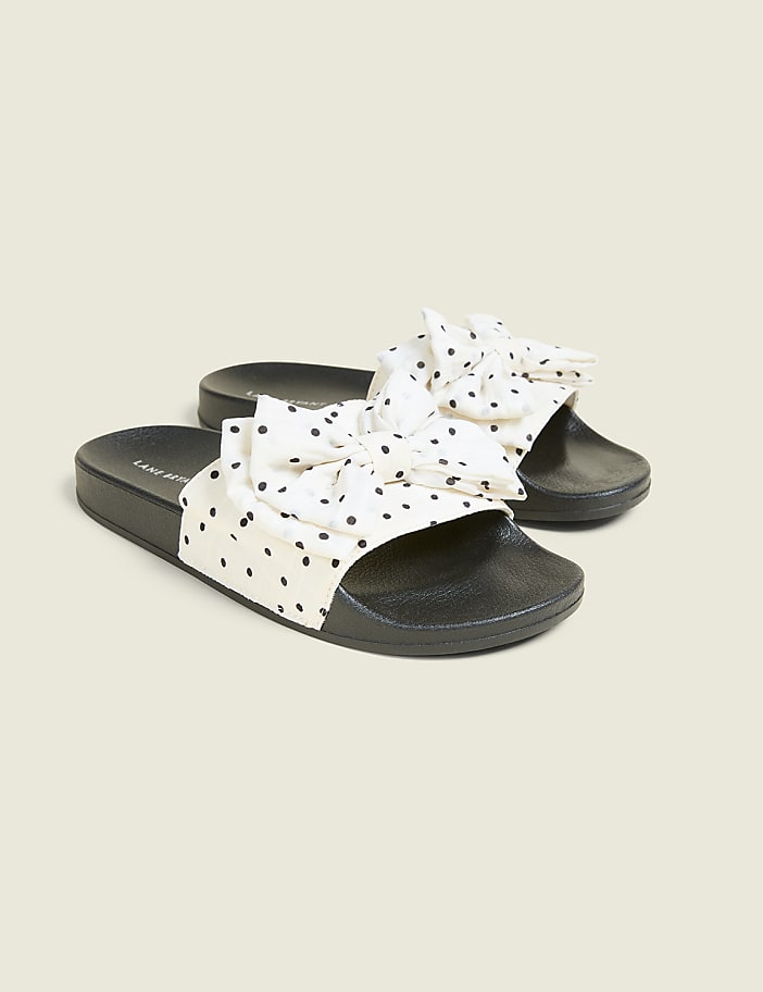Dream Cloud Bow Slide Sandal
