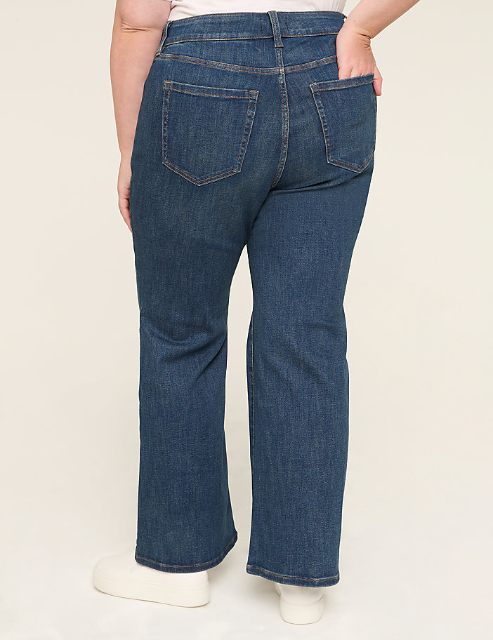 No-Gap Curvy Fit High-Rise Boot Jean