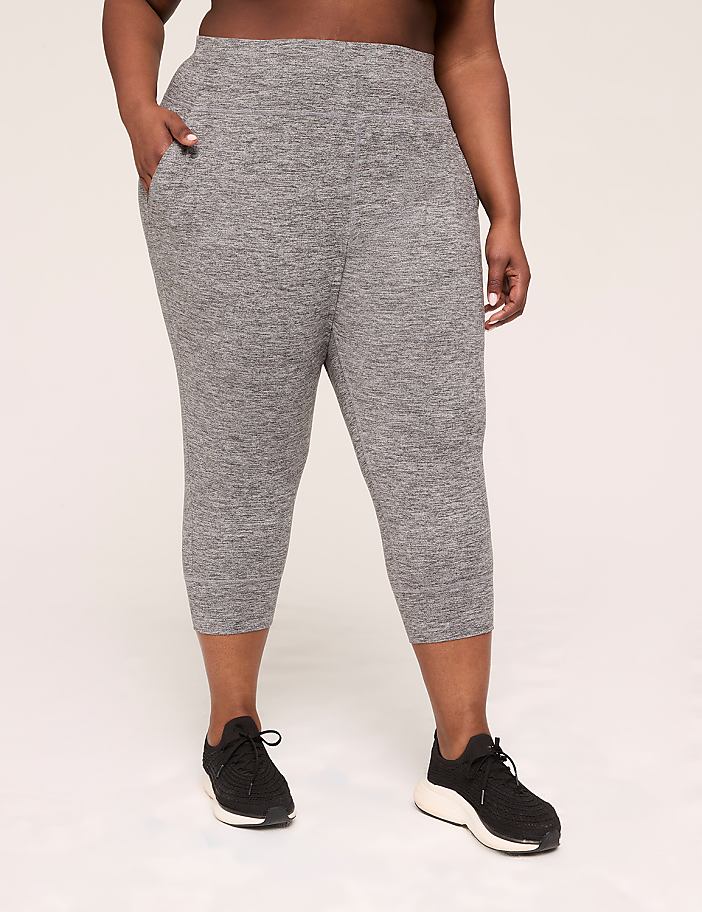 LIVI Soft Capri Jogger