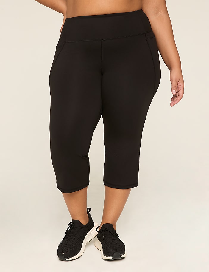 LIVI Signature Stretch Bootcut Capri