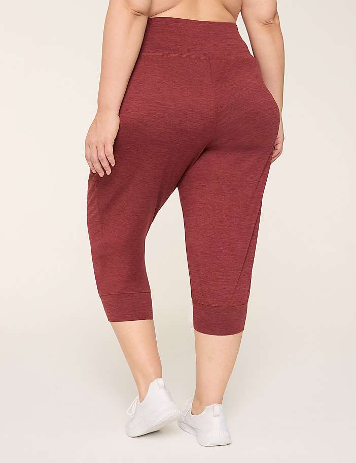 LIVI Soft Capri Jogger
