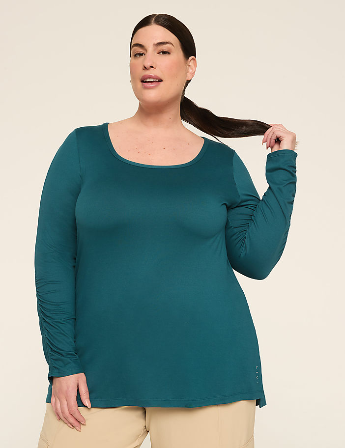 LIVI Soft Ruched-Sleeve Tunic
