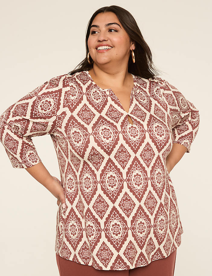 3/4-Sleeve Notch-Neck Keyhole Tee