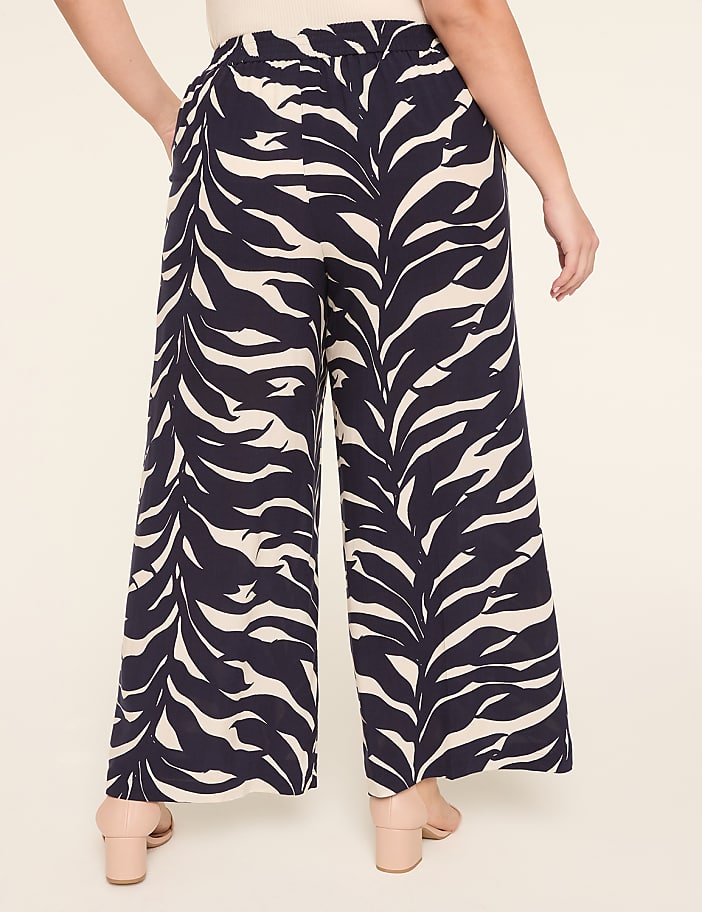 Pull-On Printed Wide Leg Pant