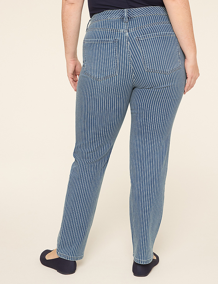 360 Flex Signature Fit Cloud Knit Denim Straight Leg Jean
