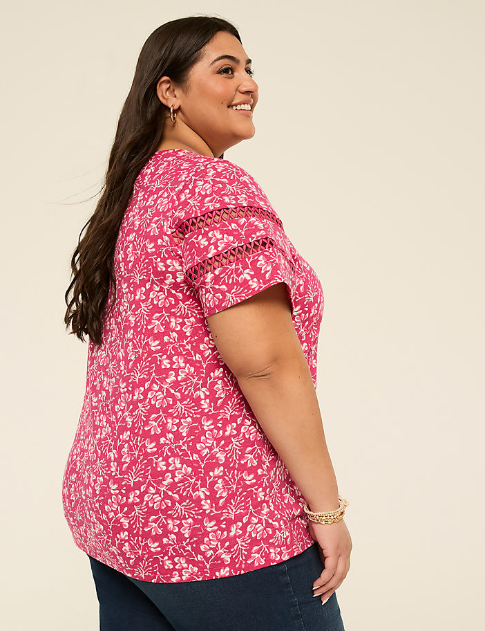 Short-Sleeve V-Neck Crochet Tee