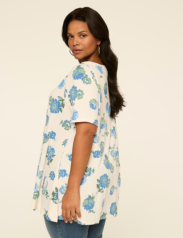 Perfect Sleeve Swing Boatneck Tee