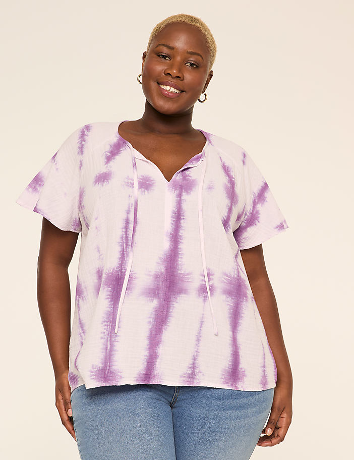 Flutter-Sleeve Split-Neck Popover Top