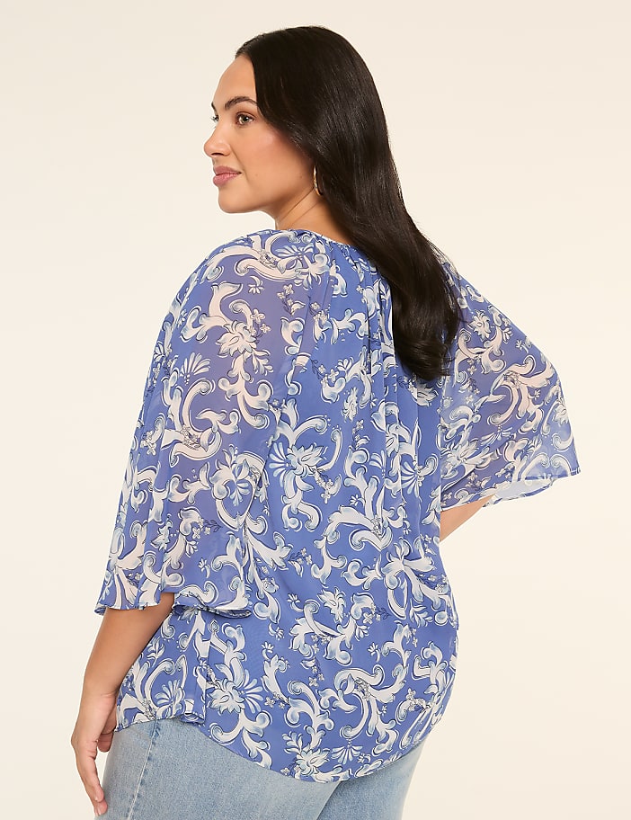 Relaxed Circle Popover Blouse