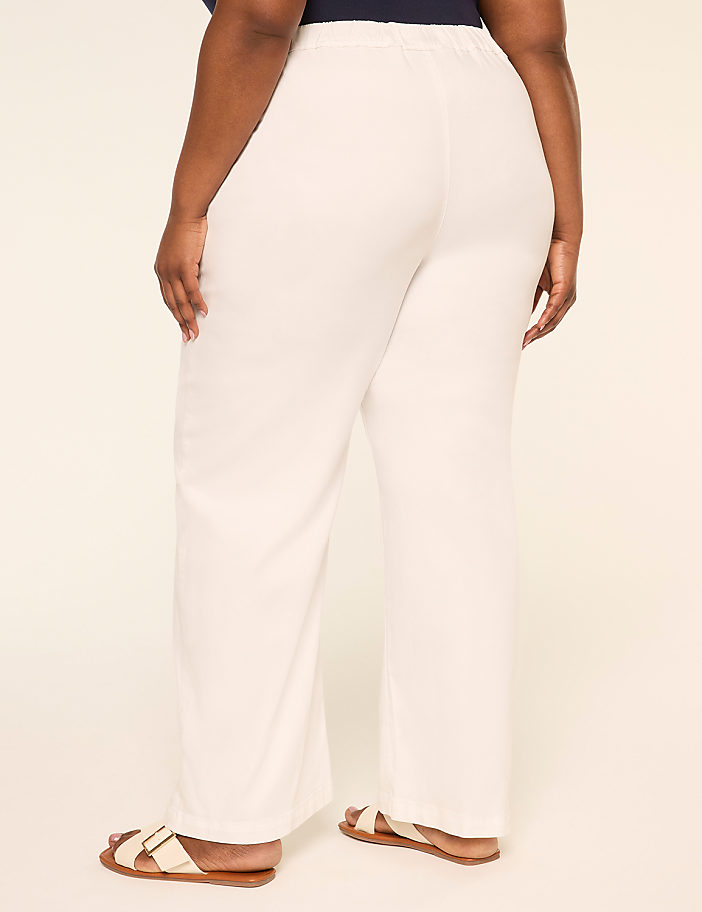 Eyelet-Hem Pull-On Relaxed Straight Jean