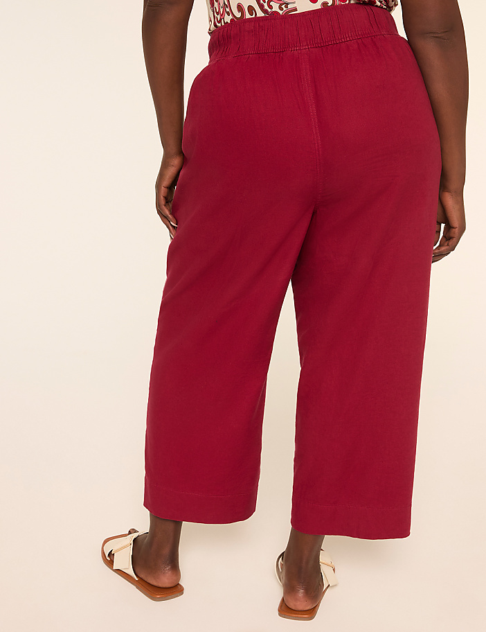 Linen-Blend Pull-On Straight Capri Pant