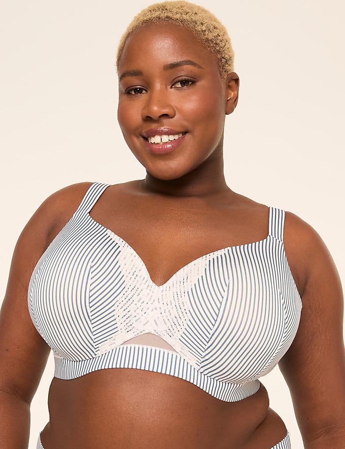 Comfort Bliss&reg; Lightly Lined Full Coverage Bra With Lace