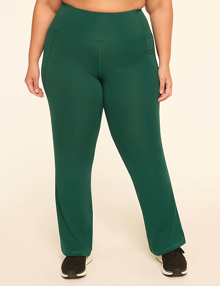 LIVI Soft Flare Legging
