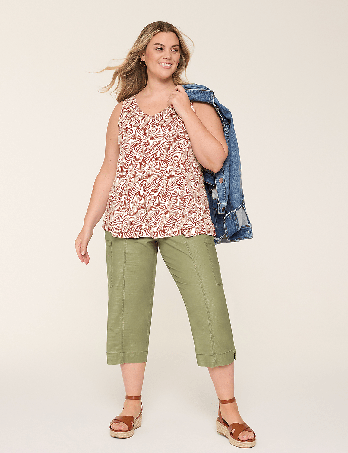 Swing V-Neck Tank Product Image 3