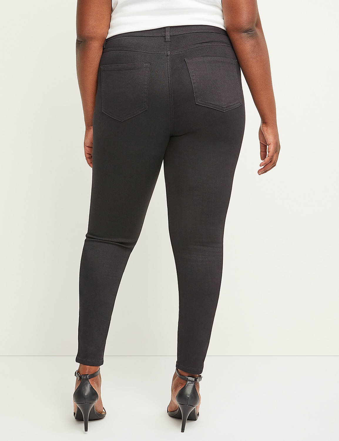 Signature Fit Skinny Jean Product Image 2