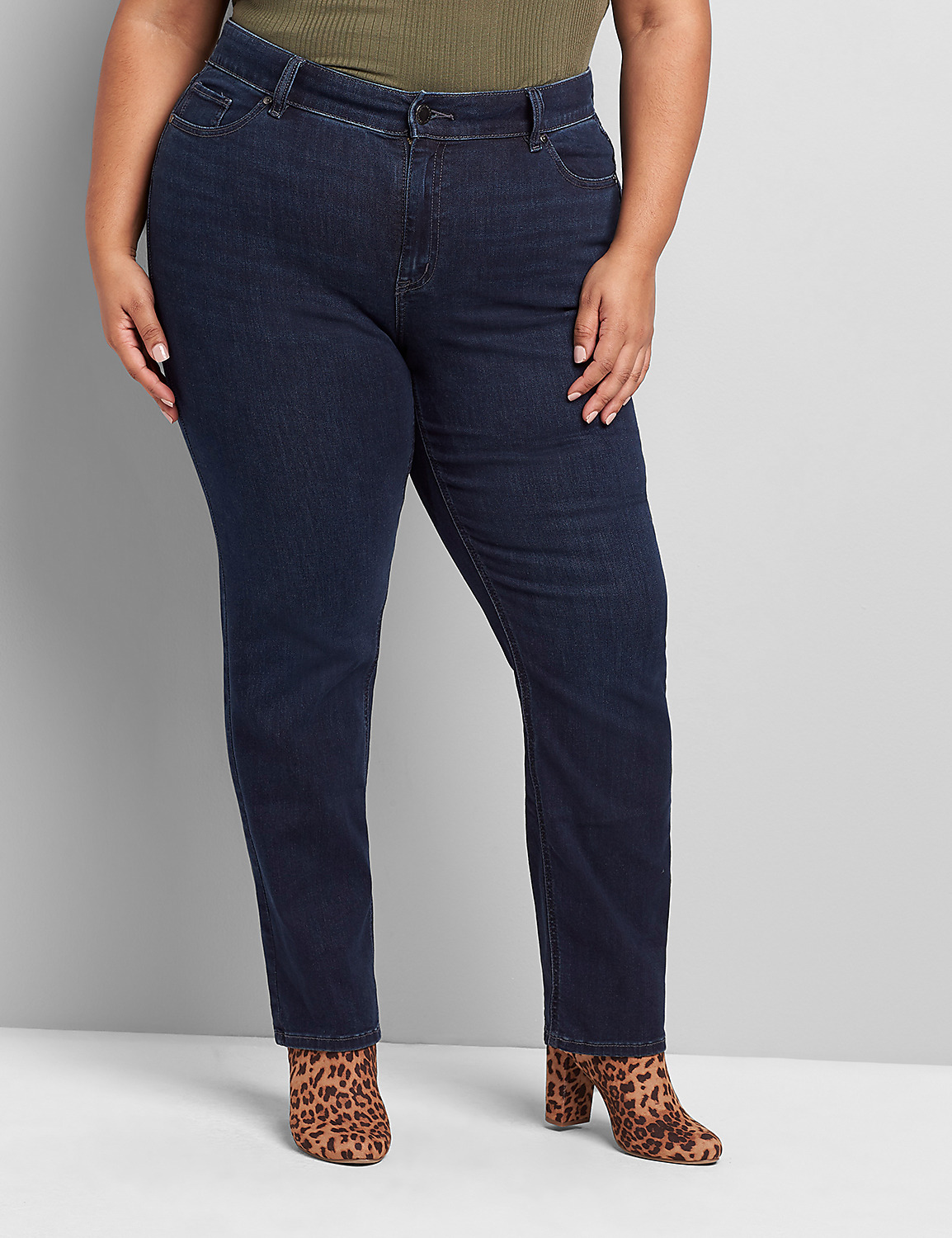 No-Gap Curvy Fit High-Rise Straight Jean Product Image 1