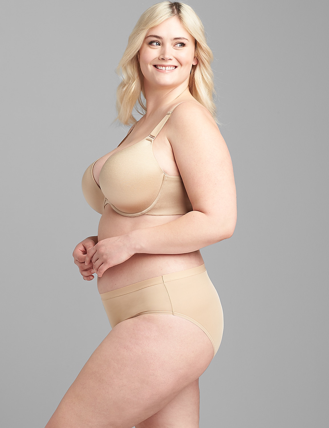 Invisible Backsmoother Boost Plunge Bra Product Image 3
