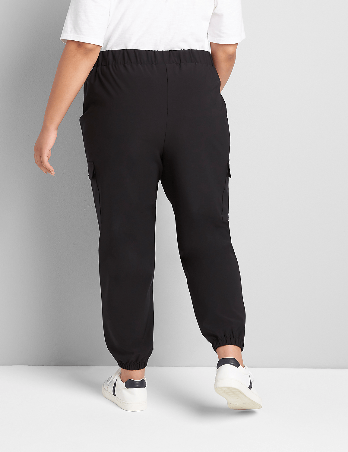 On-The-Go Cargo Jogger Pant Product Image 2