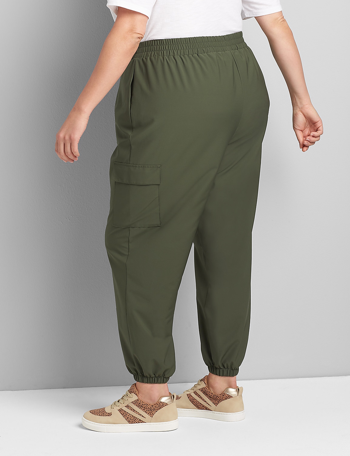 On-The-Go Cargo Jogger Pant Product Image 2