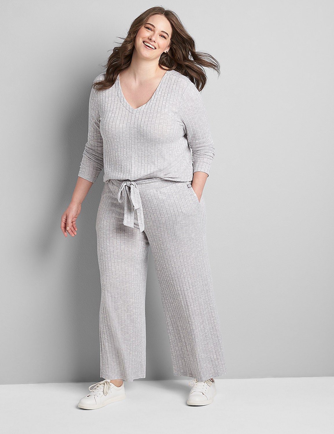 LIVI Ribbed Hacci Wide Leg Pant Product Image 3