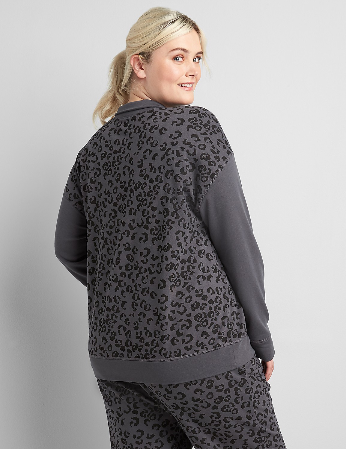 LIVI Half-Zip Pullover Product Image 2