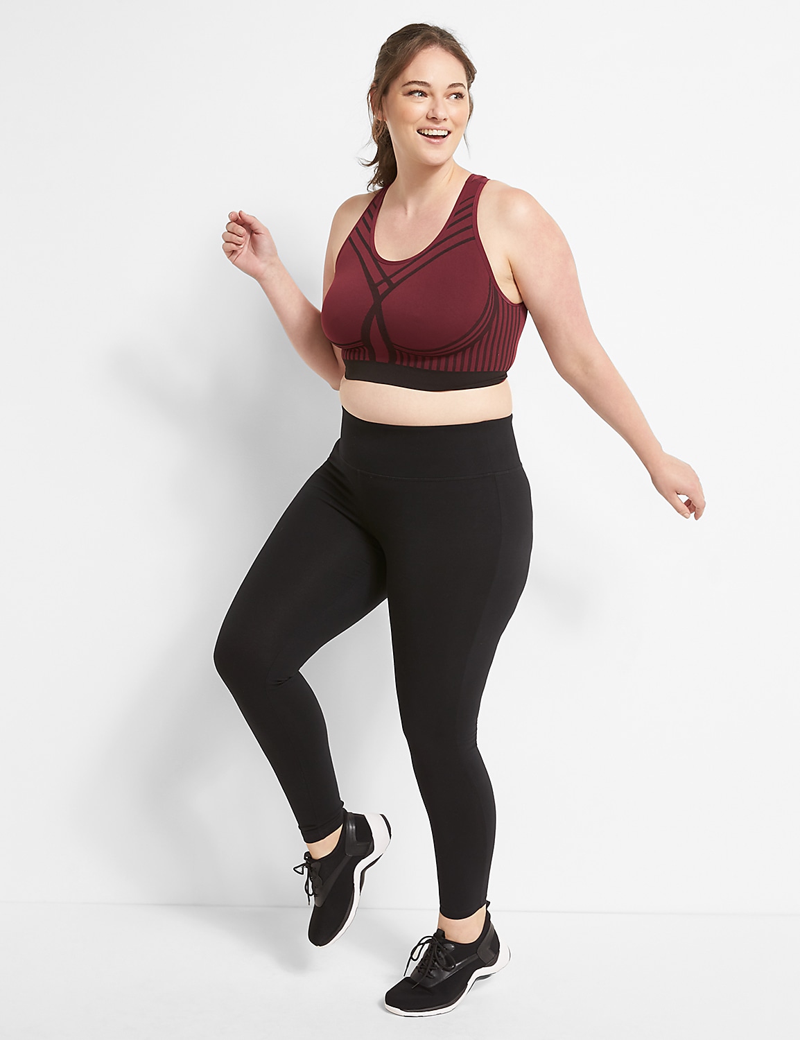 LIVI Wireless Medium-Impact Seamless Wicking Sport Bra Product Image 3