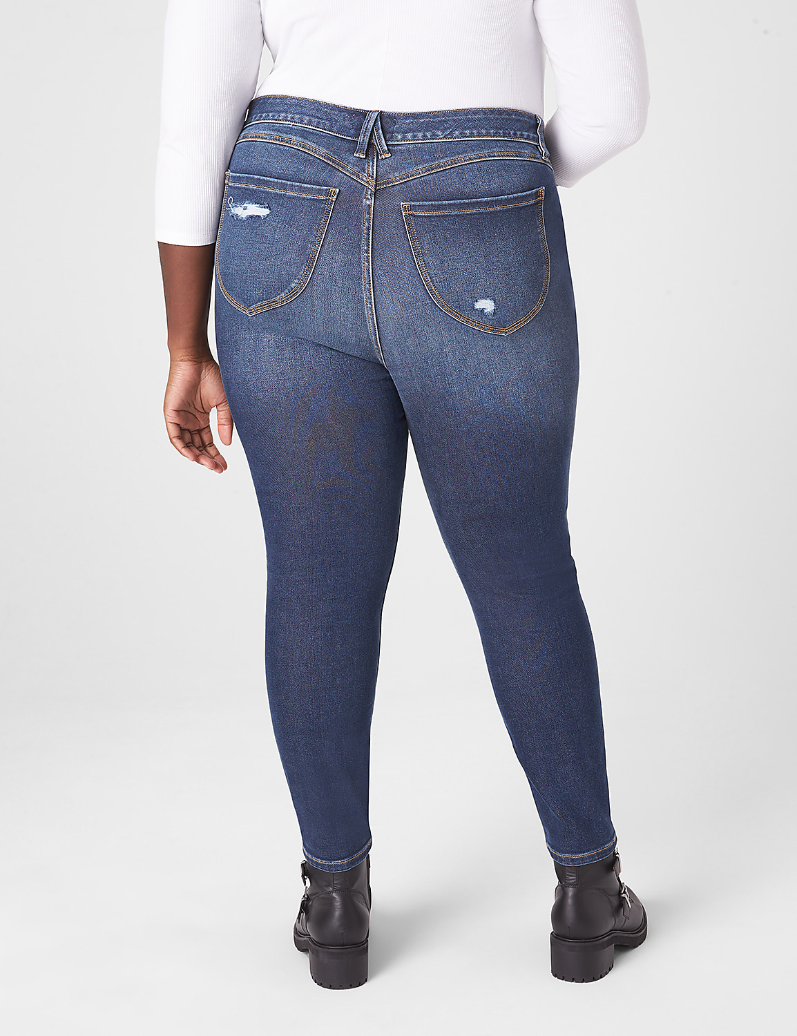 Signature Fit Body Icon Skinny Jean Product Image 2