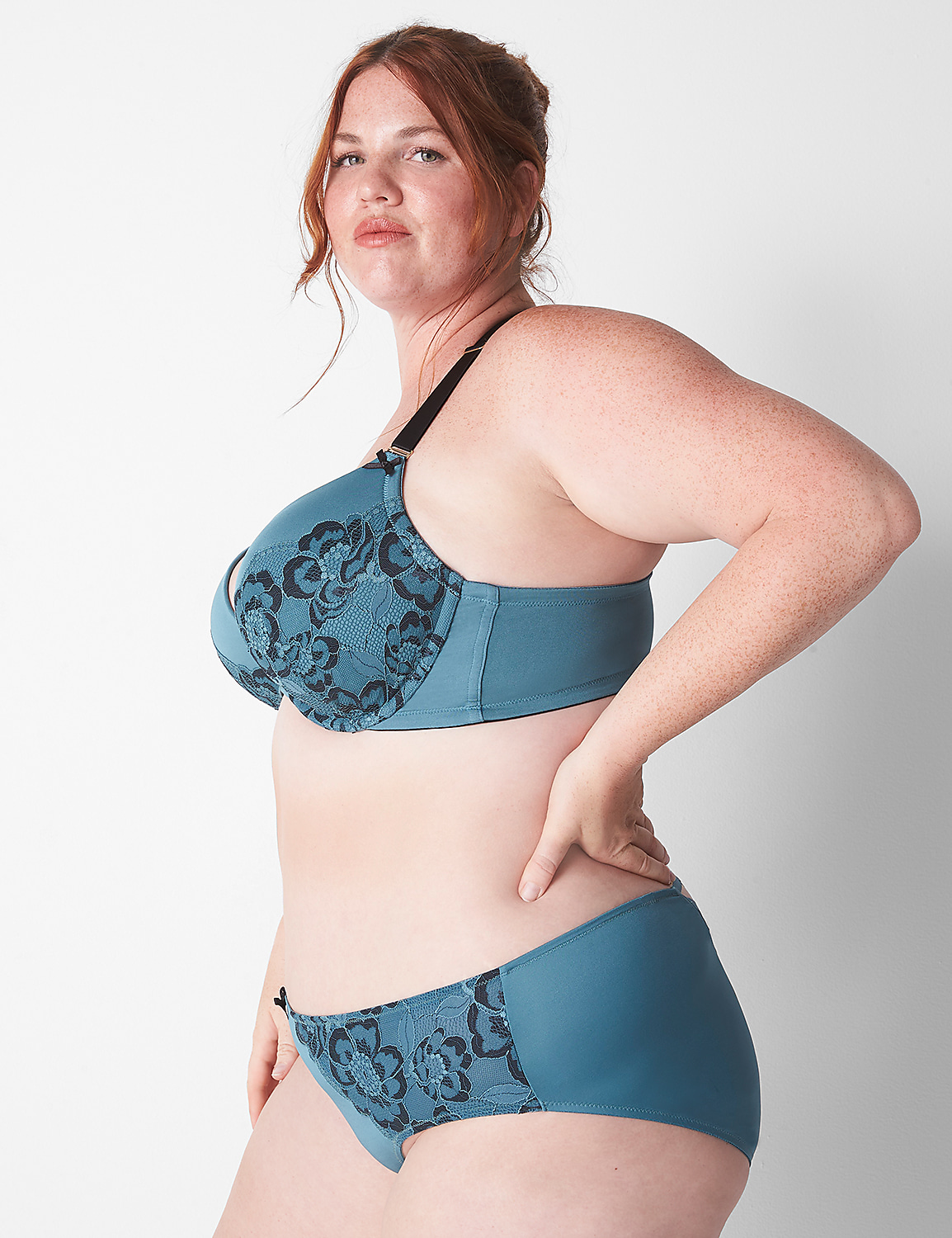 Front-Close Cross-Dye Lace Boost Plunge Bra Product Image 3