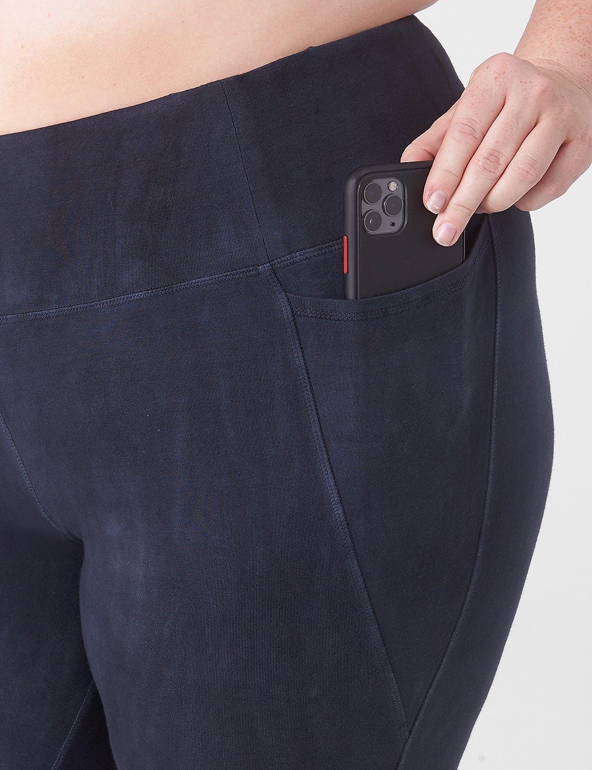 LIVI High-Rise Signature Stretch 7/8 Legging - Dye Effect Product Image 4