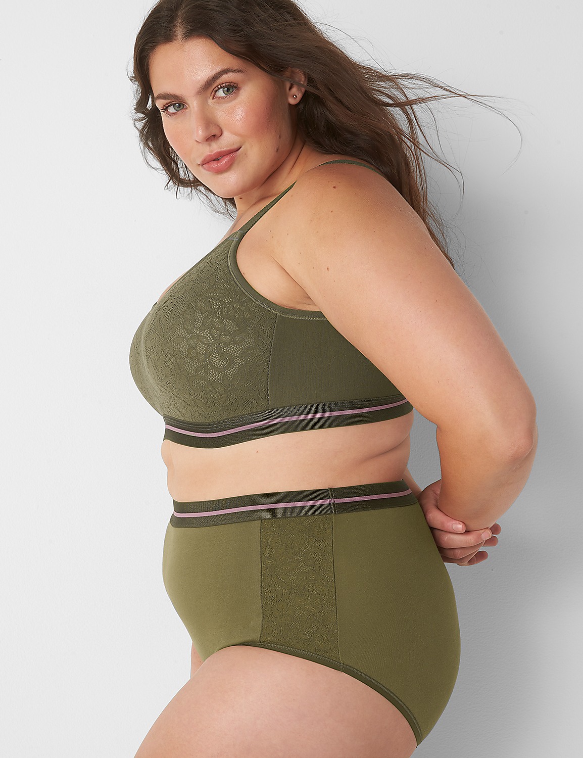 Cotton Lightly Lined No-Wire Scoop Bra With Lace Product Image 3