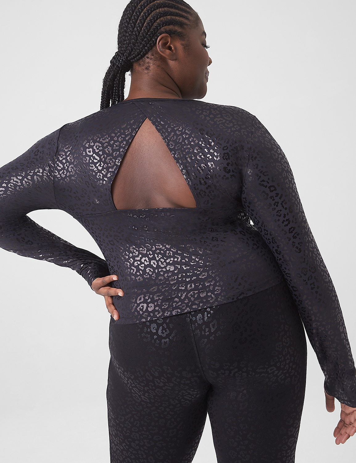 LIVI Crop Wicking Scoop-Neck Back-Detail Top Product Image 2