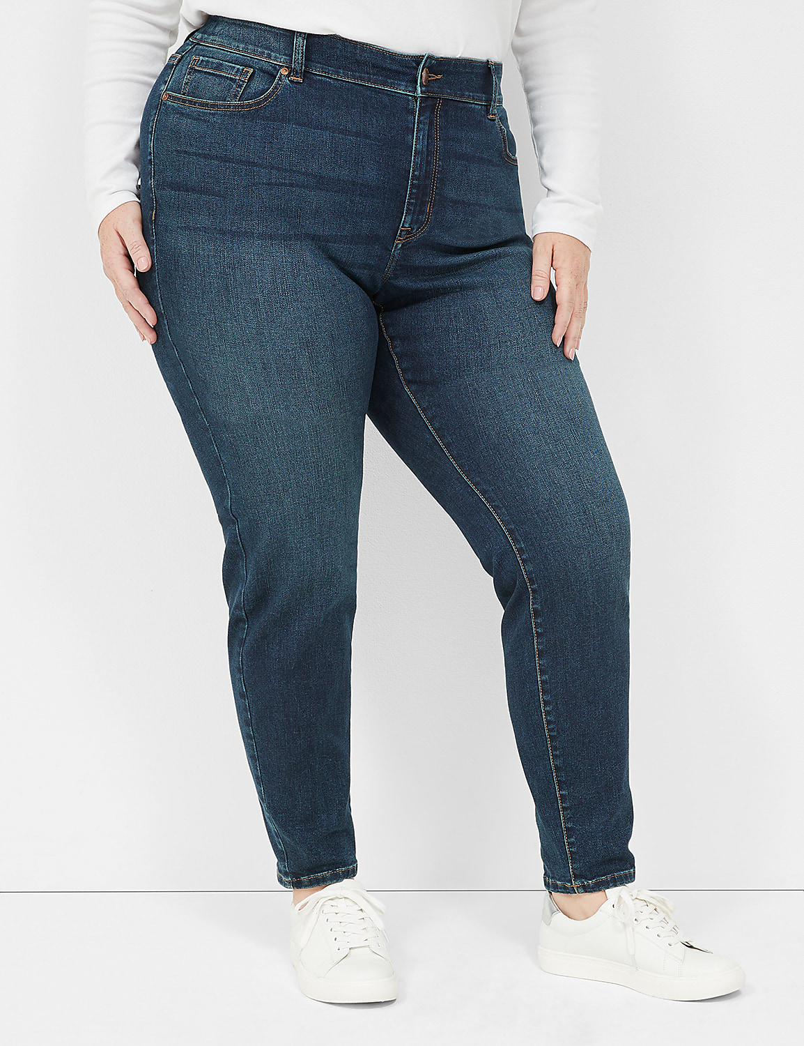 No-Gap Curvy Fit High-Rise Skinny Jean Product Image 1