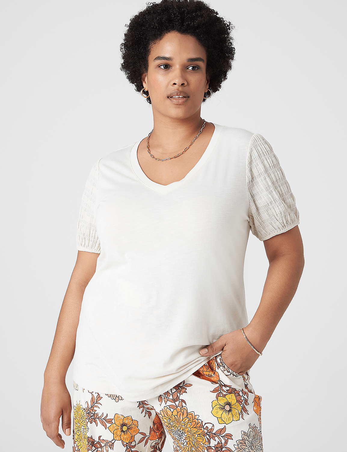 Blouson Woven-Sleeve V-Neck Tee - thumbnail 7