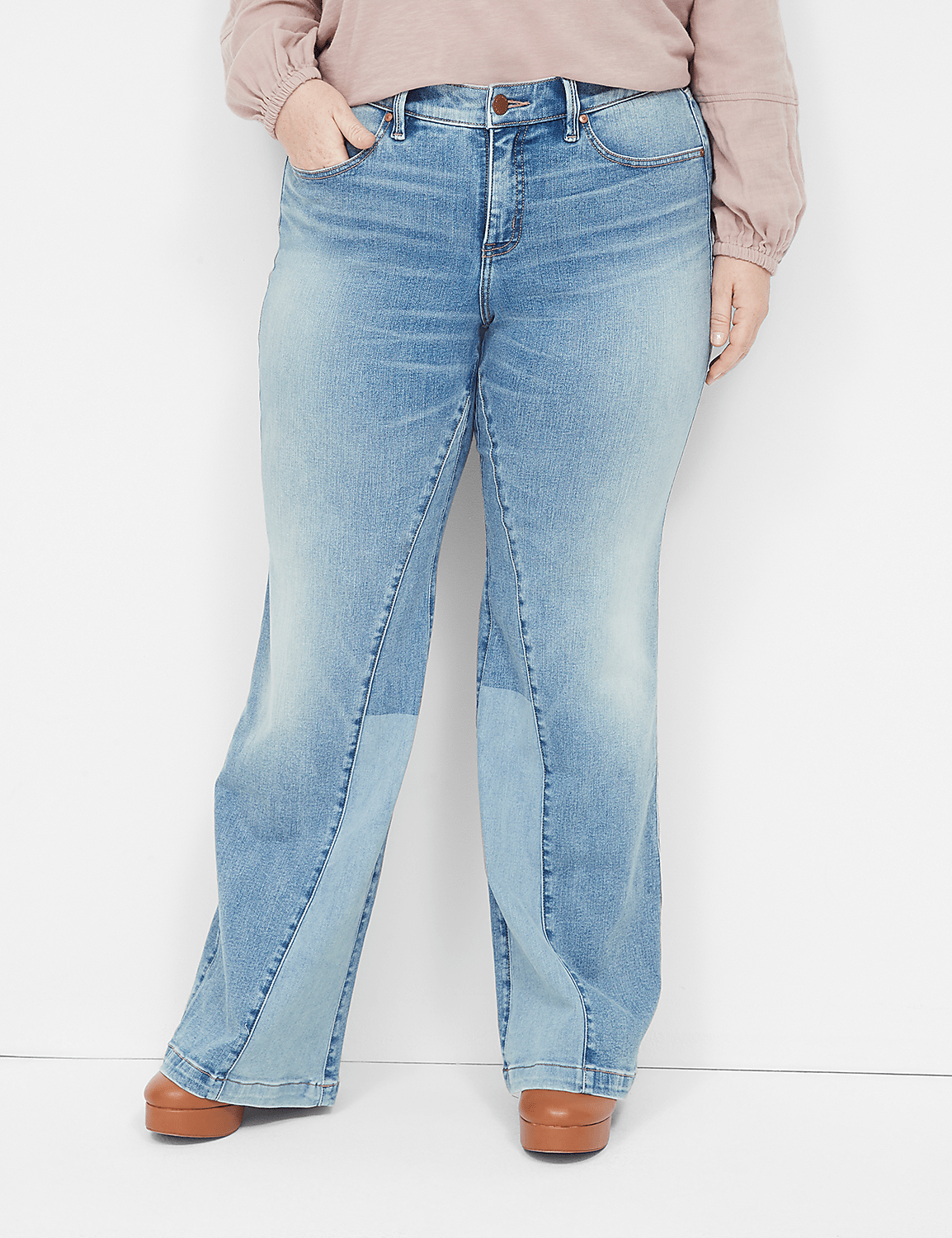 Signature Fit Flare Two-Tone Jean Product Image 1