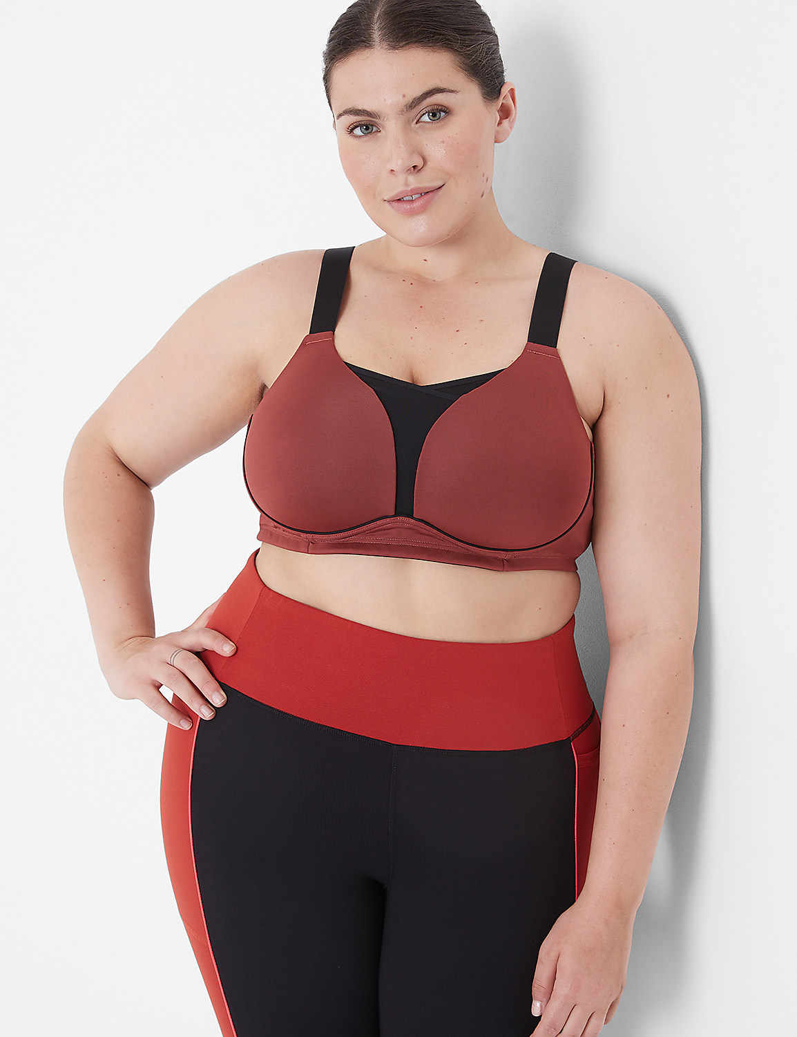 LIVI Wireless Medium-Impact Wicking Sports Bra Product Image 1