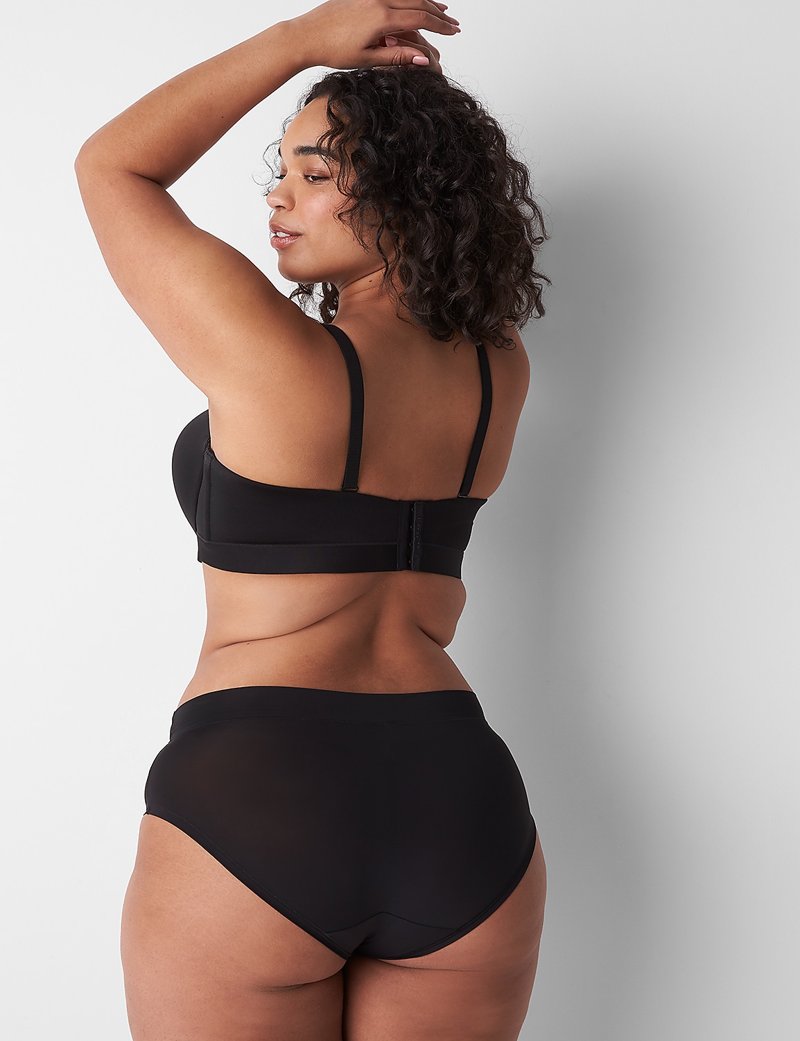 Comfort Bliss&reg; Lightly Lined Multi-Way Strapless Bra Product Image 5