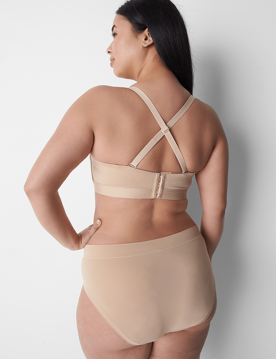 Comfort Bliss&reg; Lightly Lined Multi-Way Strapless Bra Product Image 6