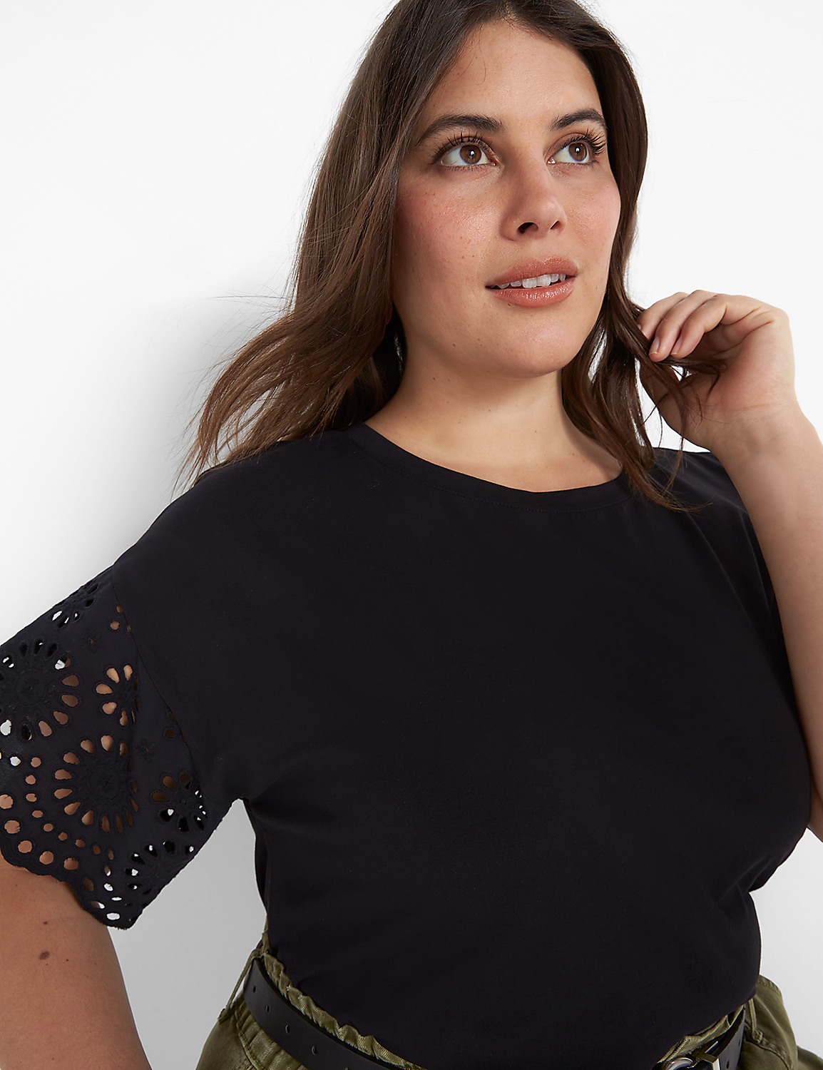 Woven Eyelet-Sleeve Crew-Neck Tee Product Image 4